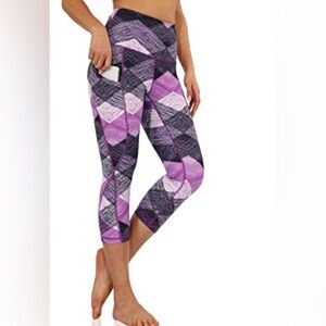 SHEIN Pink/Purple and Black Capris with Abstract Design
